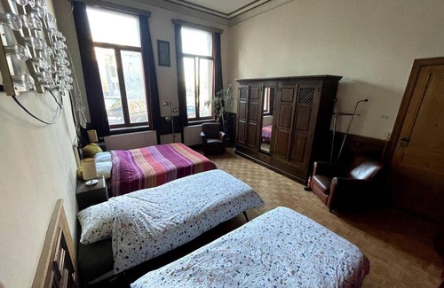 Heilig Kerst Casa | Spacy Room in Old Townhouse Relaxed Vibe with LATE Check-out!