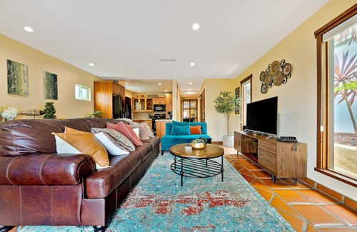 Bay Park Casa | Spanish-style home in the hills with canyon views, furnished deck, AC, & WiFi