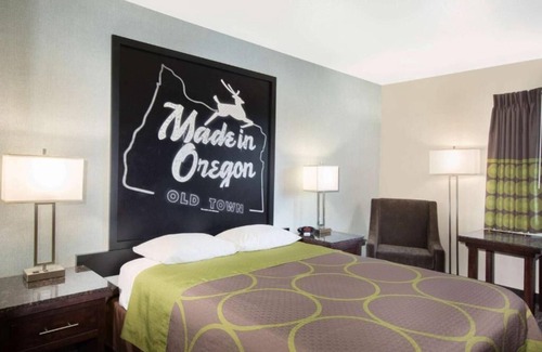 Springfield Hotel | Gateway Inn & Suites
