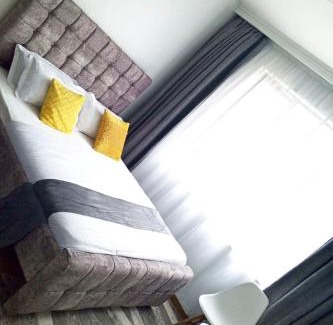 Kiambu Cama Y Desayuno | Sparkle King