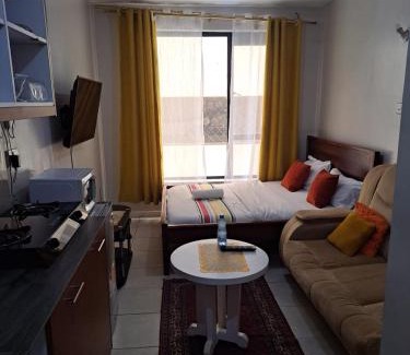 Kiambu Cama Y Desayuno | Sparkle King