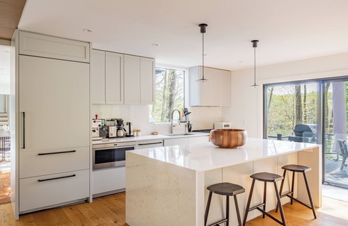 New Paltz Casa | Sparkling Ridge: Private Lake + Stunning Views