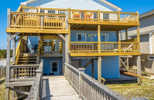 Surf City Villa | Sparrow's Beach Nest by Sea Scape Properties