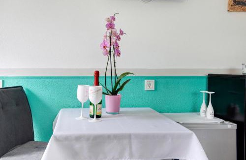 Pfullendorf Apartamento | Spawo mit Sauna und Whirpool