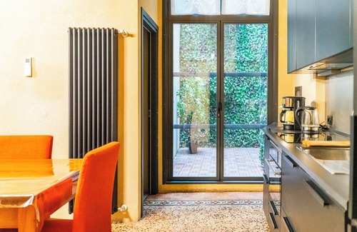 Sud-Est Apartamento | Spazio Seicentesco: 2-bedroom apartment in Verona's city centre with WiFi and AC