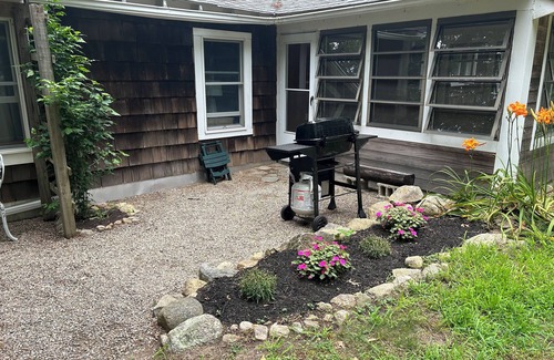West Barnstable Cabaña | Special cottage getaway! Great location. Just 10 minutes from the beach!