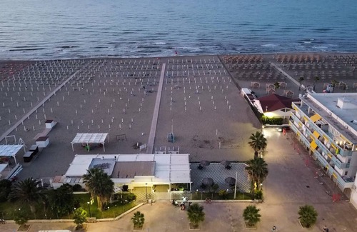 Margherita di Savoia Apartamento | Special Family Apartment 2 Steps From the sea