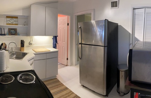 Coconut Grove Cabaña | ❤PROMO❤Romantic Zen Cottage👍 # 1 Location✨COCONUT GROVE-near all -Monthly-pets-