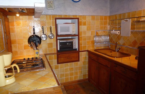 Bollene Casa | PROMOCIÓN> 24 de agosto: Villa enclavada entre viñedos y bosque -3 *** - Aire acondicionado