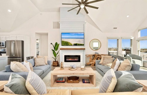 Salvo Casa | Special Sale! NEW Luxury Oceanfront 6BR, Heated Pool, Hot Tub, Game Room