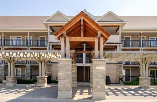 Collingwood Apartamento | Specious 2 Bedroom Condo in Collingwood
