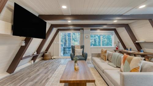 Kings Beach Casa | Speckled by AvantStay Modern Interior 0.5mi to Lake