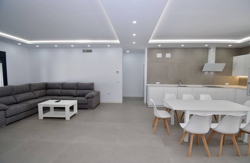 Chiclana de la Frontera Villa | Espectacular villa Mykonos para 16 personas, moderna con aire acondicionado
