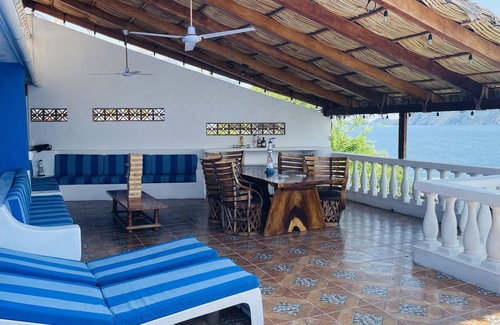 Peninsulas de Santiago Casa | Spectacular views!!! With a stunning sunsets.