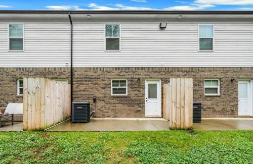 Clarksville Apartamento | Spectacular 2bd25bth I Properties By Preston