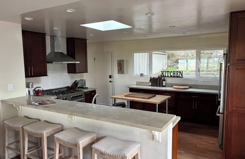 Montecito Heights Casa | Spectacular 4-bedroom mid-century modern home, one mile from Downtown Napa!