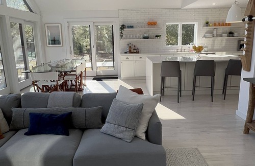 East Hampton Chalet De Esquí | Spectacular 5 acre secluded private gem