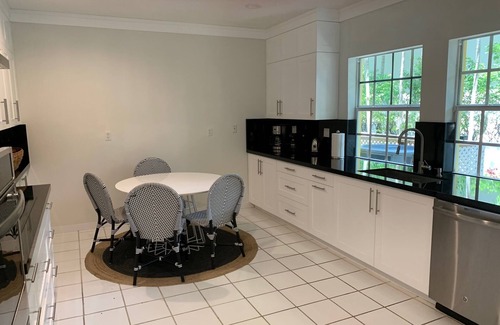 Key Biscayne Villa | Spectacular 6 bedrooms waterfront in the exclusive island of Key Biscayne