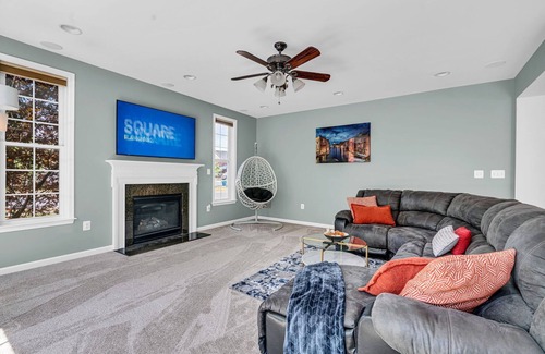 Aldie Casa | Spectacular 6-bedroom Spacious house with Theatre, Game Room, fitness