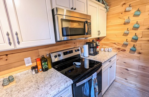 Wofford Heights Casa | Spectacular A-Frame, epic views! "Wild Elk Sleepover".