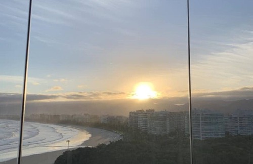 Sao Lourenco Apartamento | Spectacular fit. Foot on the sand