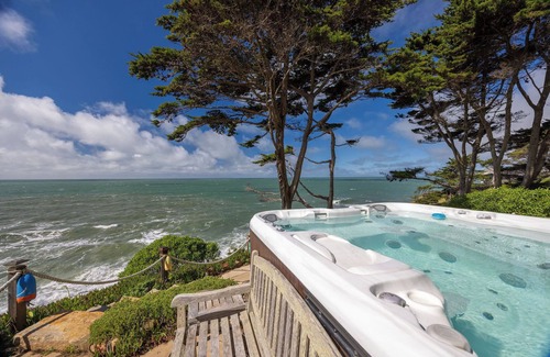 Montara Casa | Spectacular California Oceanfront Seaside Haven