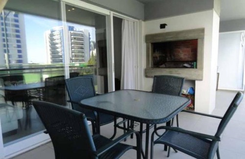 Punta del Este Apartamento | Espectacular apartamento totalmente equipado en Torre Manhatan