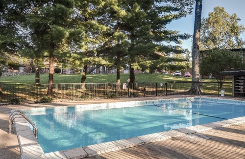 Green Hills Condominio | SPECTACULAR Hillsboro Hideaway w/Laundry in Nashville Near Vandy, Belmont, 440!