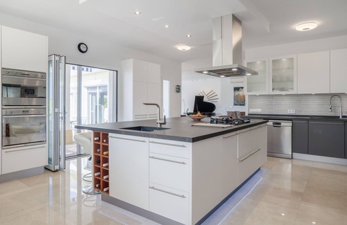 Mijas Villa | Spectacular Holiday Villa Overlooking the Mediterranean