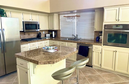 Summerlin Casa | Hermosa casa ideal para familias con piscina y jacuzzi