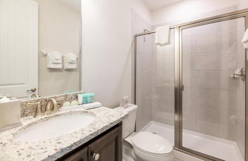 West Kissimmee Casa | Spectacular Home Near Disney With Private Pool And Waterpark & Resort Access At Encore Resorts Reunion - 465Sf