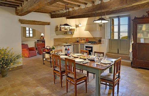Castiglione d'Orcia Casa | ESPECTACULAR Granja de Oasis en la naturaleza con vistas panorámicas de la colina, piscina de agua salada