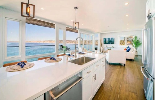Village of La Jolla Villa | Spectacular La Jolla Cove Compound