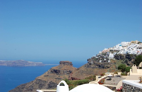 Elia Villa | Spectacular Mykonos Suite | Villa Luxor | 5 Bedrooms | Private Pool and Outdoor Hot Tub | Beautiful Sea Views | Elia