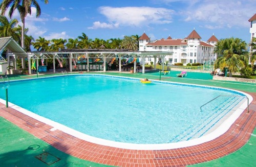 Montego Bay Apartamento | Spectacular Ocean View Studio Apt