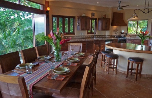 Sayulita Villa | Espectacular vista al mar, casa grande personalizada de 2 dormitorios + bungalow opcional de 1 dormitorio