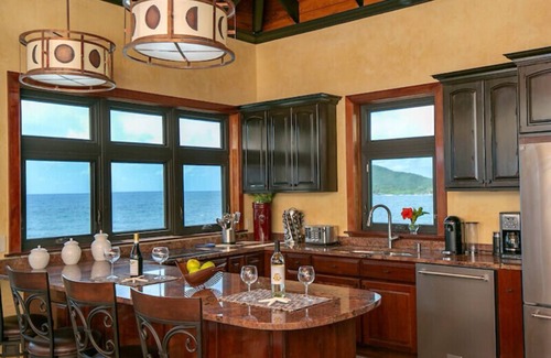 Estate Johns Folly Villa | Espectacular Villa frente al mar 4 BDRM expansiva