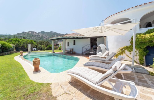 Porto Cervo Villa | Espectacular villa panorámica en el centro de Porto Cervo