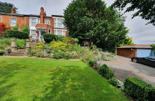 Leicester Casa | Spectacular Period Property Located In Leicester