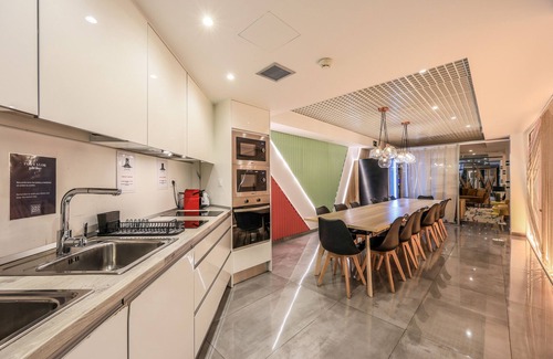 Gaztambide Cama Y Desayuno | Espectacular habitación cúadruple c/ gimnasio B113