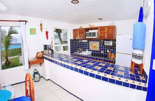 Akumal Condominio | Spectacular Sea Views! Bikes! Pool! Brand New Kitchen!