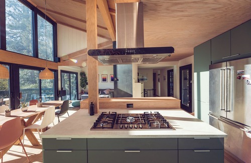 Pine Mountain Club Cabina | Spectacular Designer Treehouse with Mountain Views