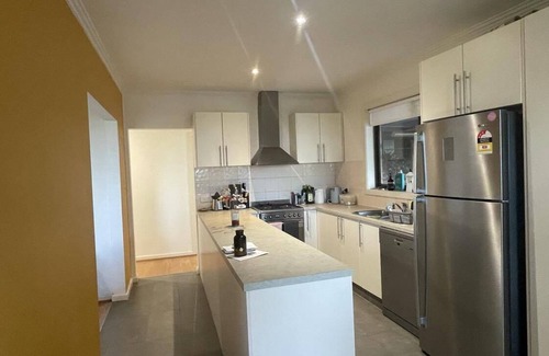 Mount Eccles Casa | Spectacular view in the heart of South Gippsland! Sleeps 12, short or long term!