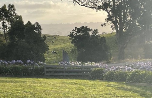 Mount Eccles Casa | Spectacular view in the heart of South Gippsland! Sleeps 12, short or long term!