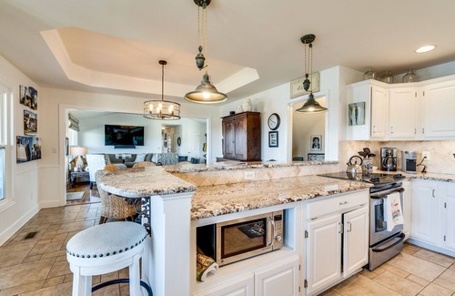 Winchester Cabina | Spectacular views and location on Tim's Ford Lake!