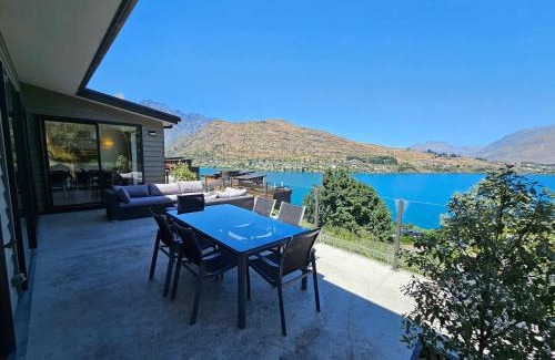 Frankton Casa | Spectacular Views & Comfort in Queenstown