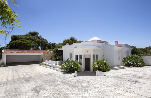 Estoril Casa | Spectacular villa with private pool.