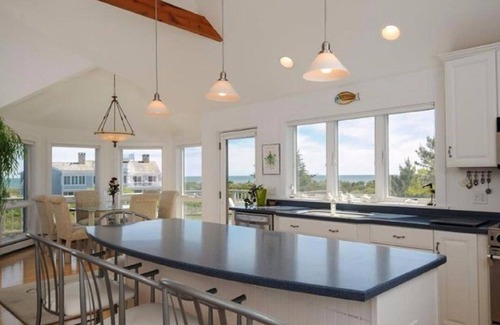 West Yarmouth Casa | Espectacular casa frente al mar / muelle / 3 playas privadas / comunidad cerrada