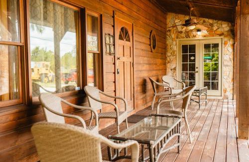 Sebring Casa | Speedway Log Cabin