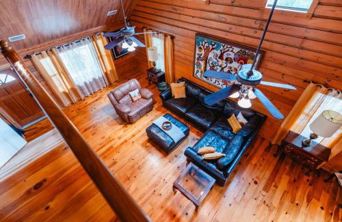 Sebring Casa | Speedway Log Cabin